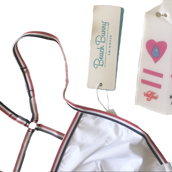 new Beach Bunny โ๏ธ๏ธ Renegade Triangle Top โ๏ธ๏ธ RWB - Picture 9 of 16